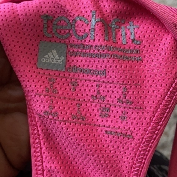 Adidas Techfit Red & Pink Patterned Sports Bra Medium Compression Size Small - Picture 4 of 6